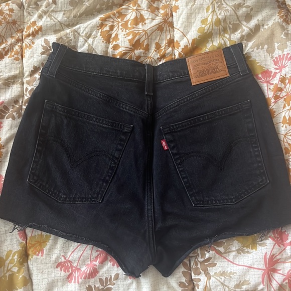 Levi Premium Ribcage Short Black 29 - Picture 3 of 3